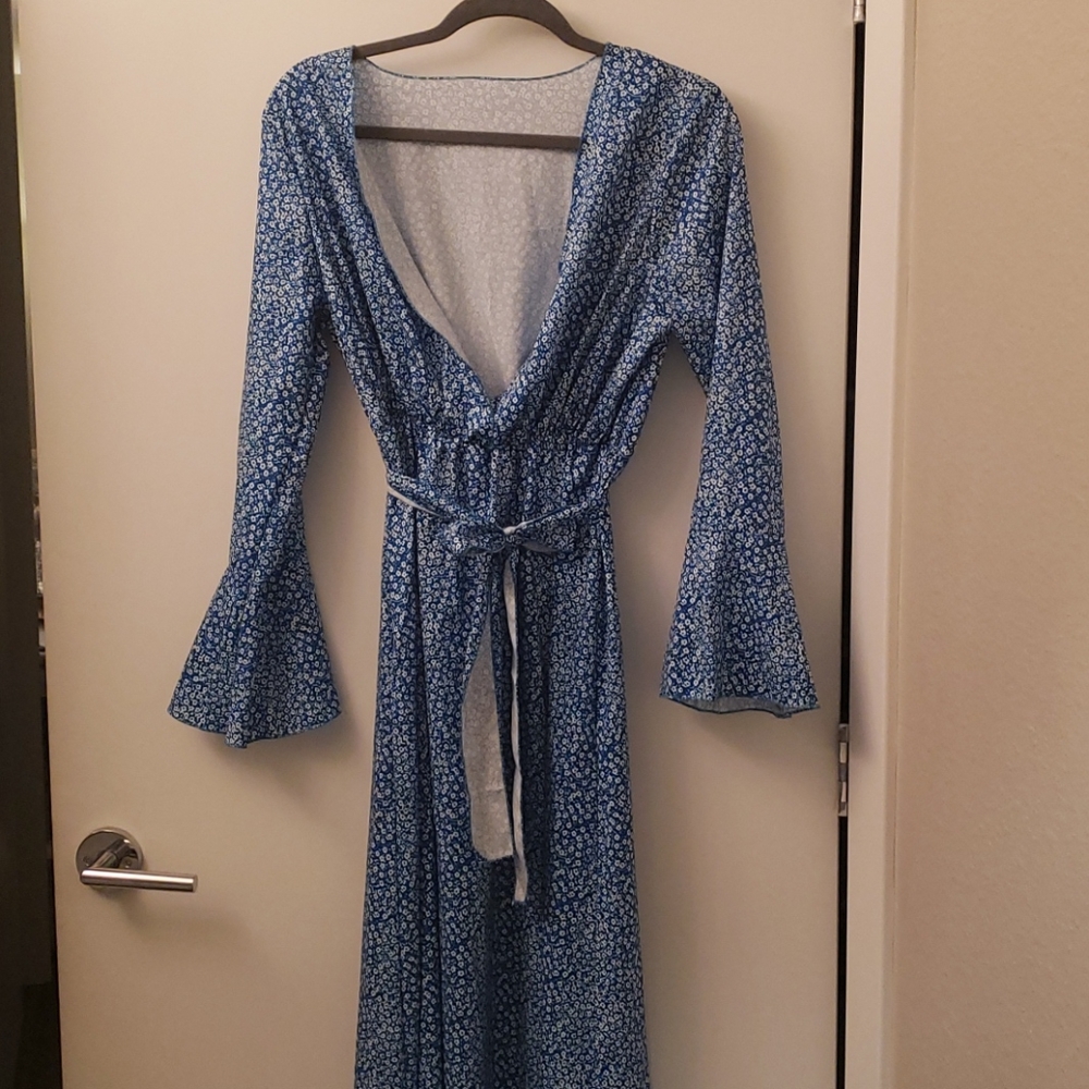 Size large maxi dress